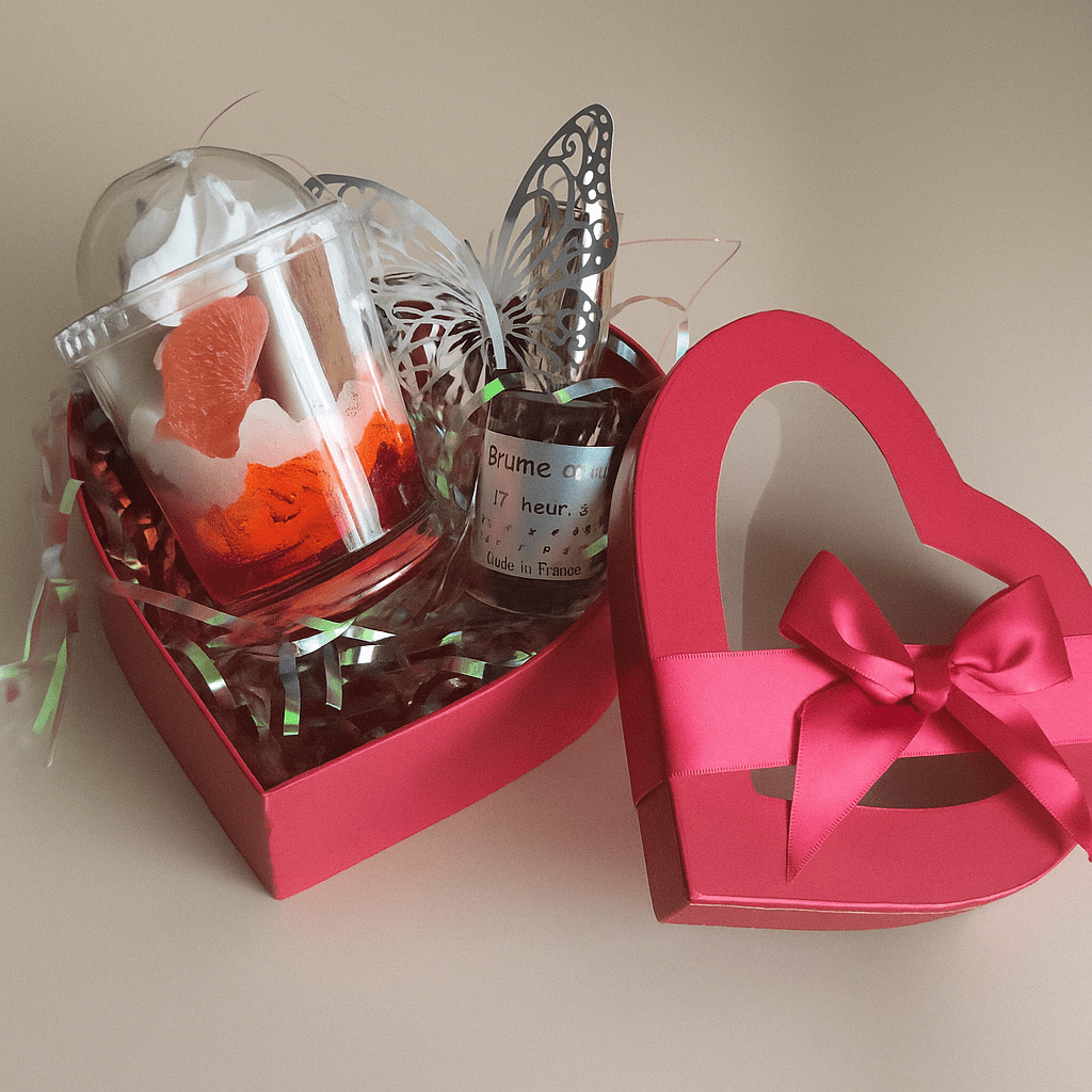 Coffret en forme de coeur avec bougie artisanale parfum orange/cannelle et brume d'oreiller "le délicat" - la boîte à envies